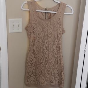 Super cute floral lace dress